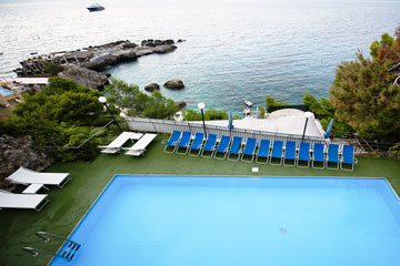 Hotel Weber Ambassador Piscina