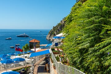 Отель Вебер Амбассадор