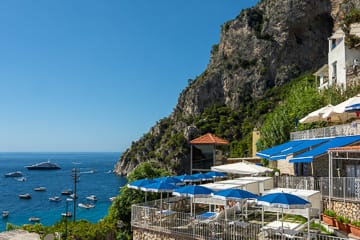 Отель Вебер Амбассадор