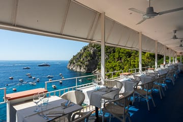 Отель Вебер Амбассадор