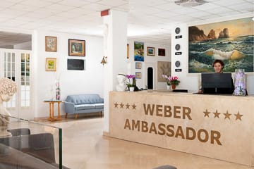 Отель Вебер Амбассадор