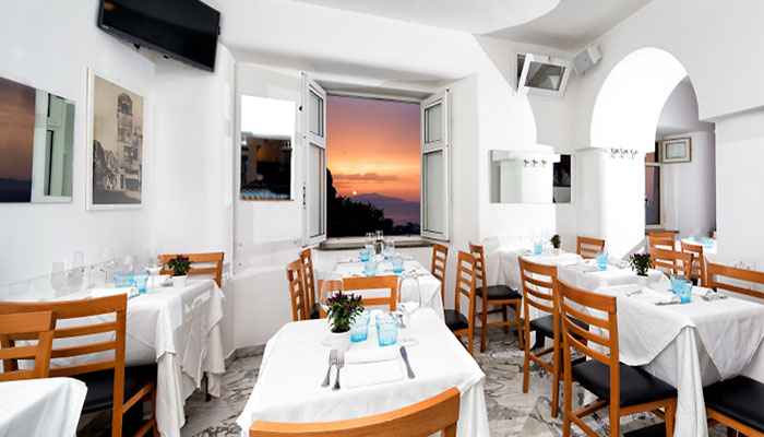 Hotel in Capri - Hotel mit Blick auf die Faraglioni